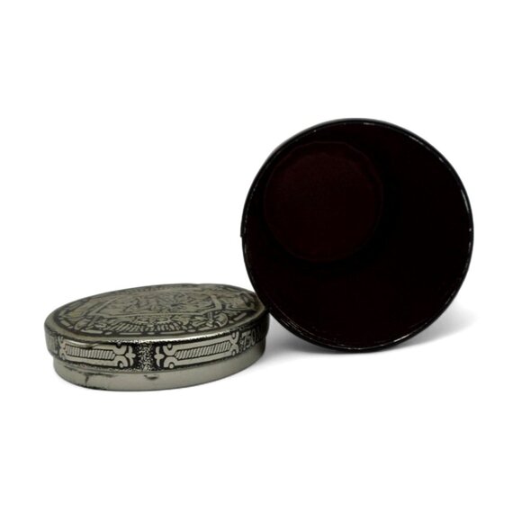 CHIVAS REGAL 12 Year Metal Box Distillers Tin 750ML with Lid Vintage - Picture 9 of 11